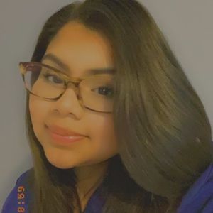 Meet your Posher, Samira